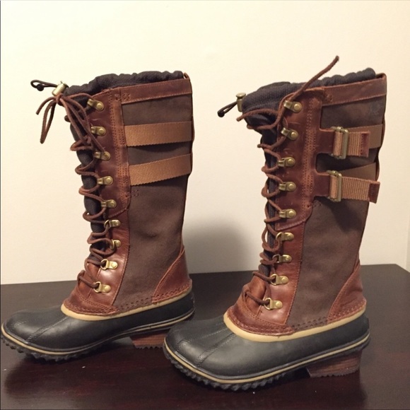 SOREL Carly II winter boots, Size 8 - Picture 2 of 7